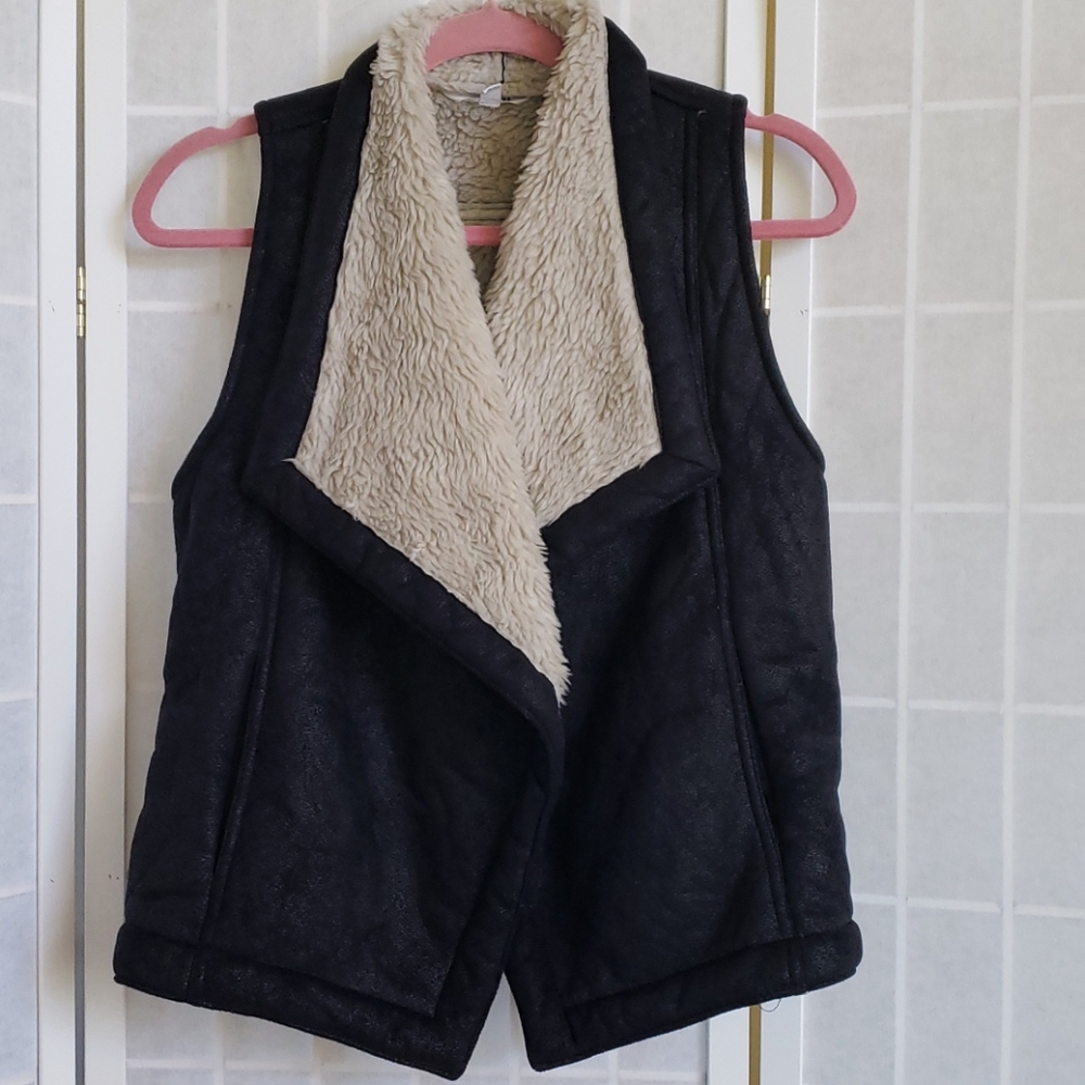 Bb Dakota Vest